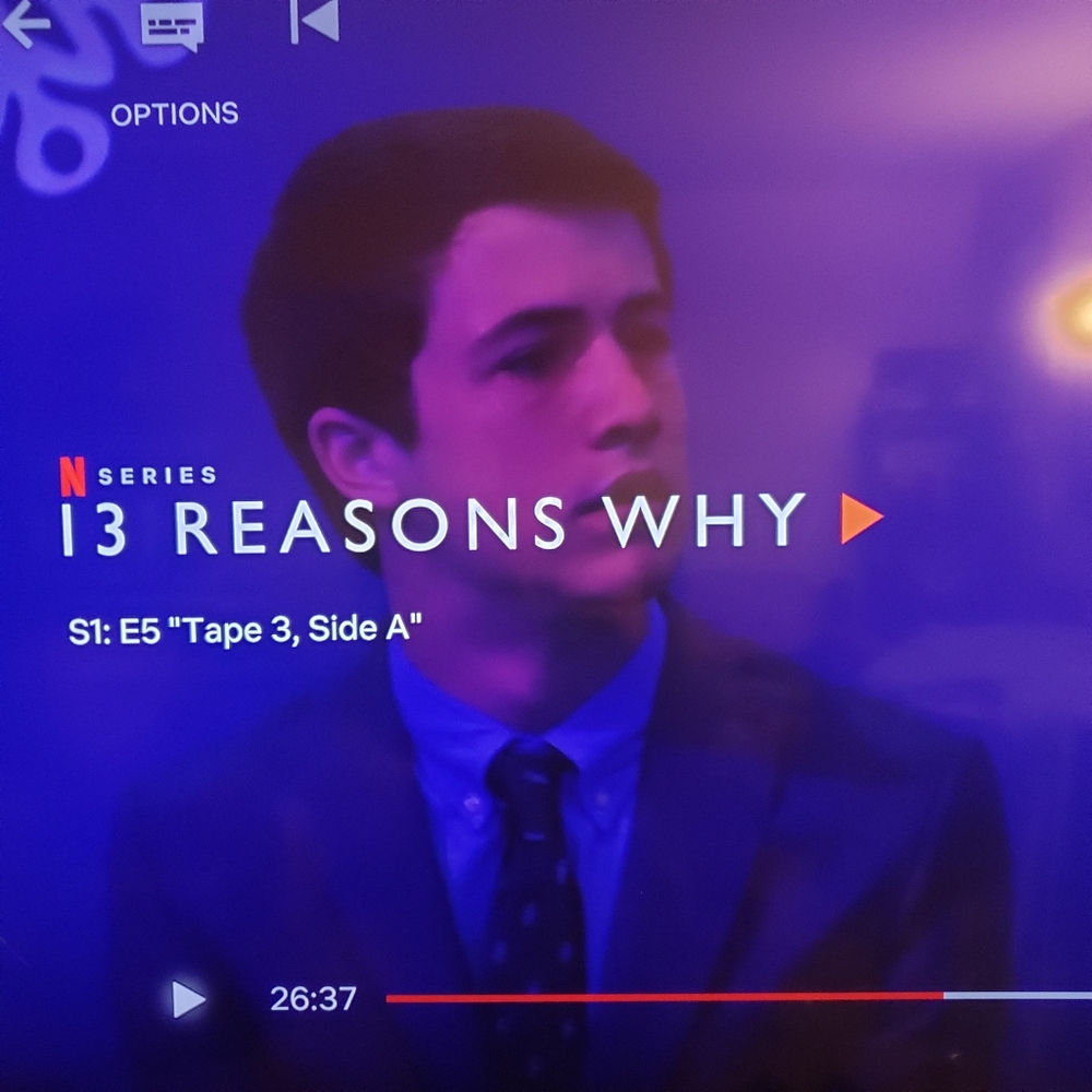 13 Reasons Why Clay Jensen J Crew Long Sleeve - Picture 4 of 4